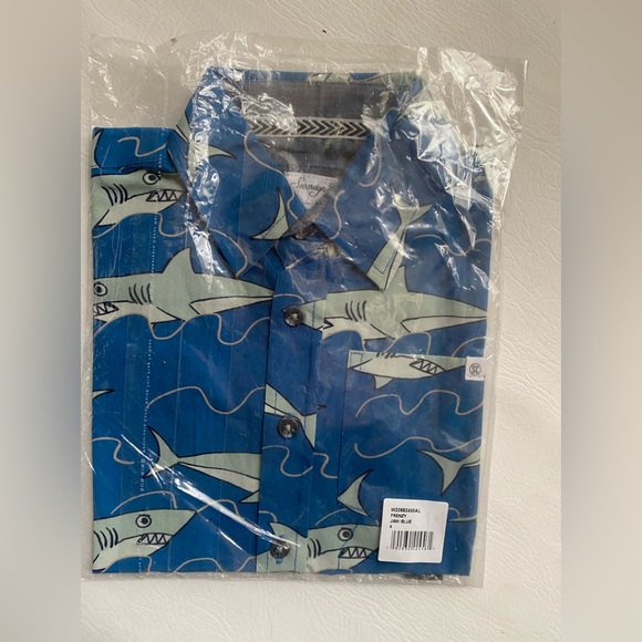 Sovereign Code Shark Frenzy shirt - Picture 4 of 4